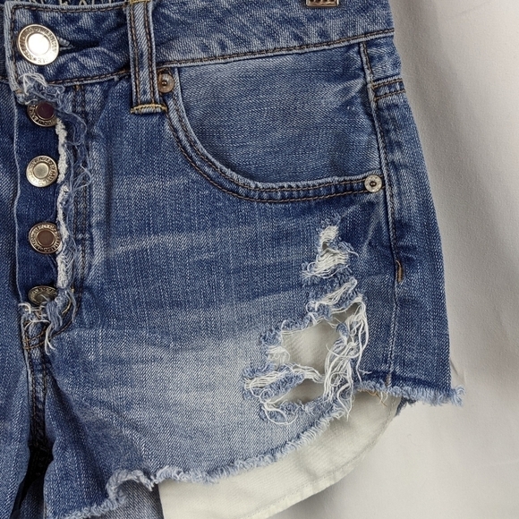 AEO Hi-Rise Festival Button Fly Destroyed Cut Off Jean Shorts Sz 4 - Picture 3 of 10